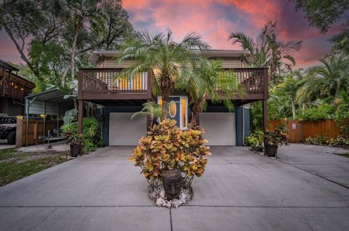 3059 Duane Ave, Oldsmar, FL 34677-5663