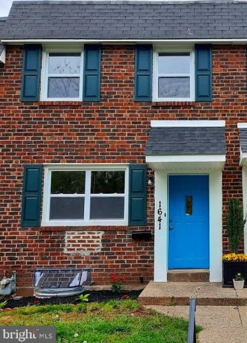 1641 Willow St, Norristown PA  19401-3067 exterior