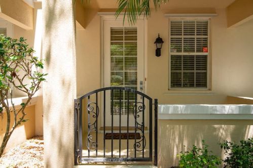 1955 Frederick Small Rd, Jupiter, FL 33458-8704