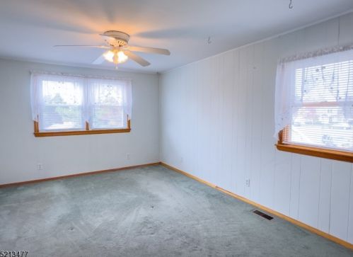 22 Fisher Pl, Clark NJ  07066-3239 exterior