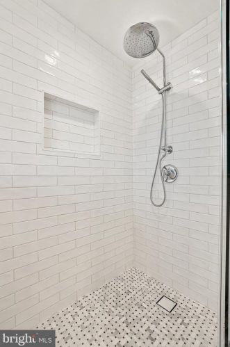 3211 Winter Sun Ter, Herndon VA  20171-1939 exterior