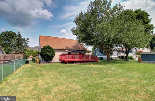 7 Zelley Ave, Trenton NJ  08620-2321 exterior