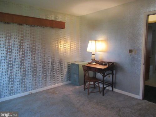 1819 Spg Rd, Carlisle PA 17013-1151 exterior