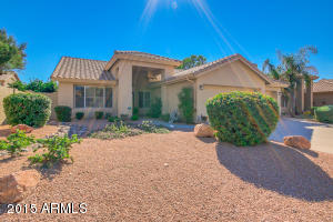 5913 Gail Dr, Chandler AZ  85226-8215 exterior