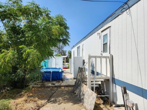 415 Shawnee Rd, Perris CA  92570-1737 exterior