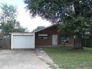 8021 Versailles Ave, Metairie, LA 70003-6341