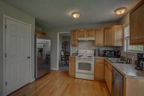 1814 Merrimac Ct, Hamilton KY  41091-7658 exterior