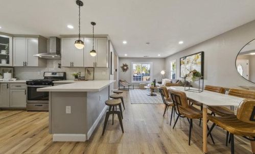 9235 B St, Oakland CA 94603-2416 exterior