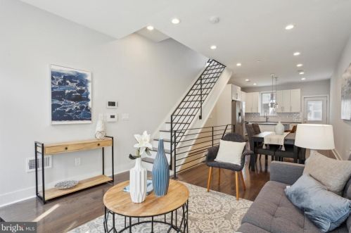 2624 Collins St, Philadelphia, PA 19125-1408