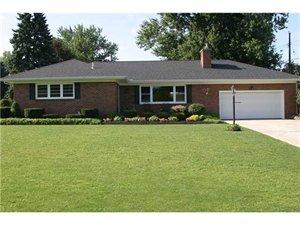 4222 Susan Dr, Buffalo, NY 14221-7322