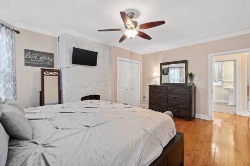 15 Hawthorne Ave, Pittsburgh PA 15229-2044 exterior