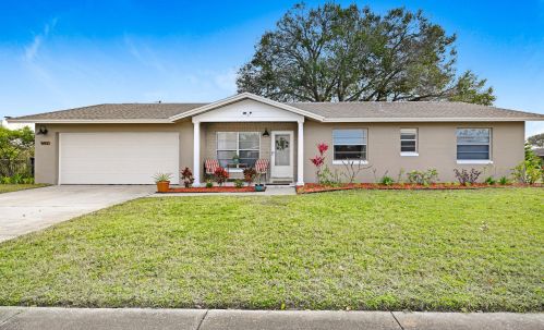 5465 Sandra Dr, Titusville, FL 32780-7128