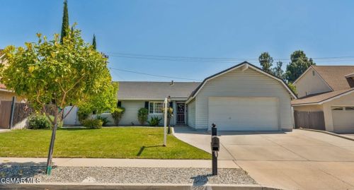 2824 Galena Ave, Simi Valley, CA 93065-2712
