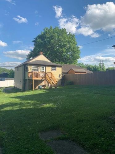 314 1st St, Jeannette PA  15644-1801 exterior