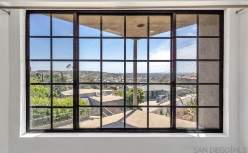 7949 Pasadena Ave, La Mesa CA  91941-7878 exterior