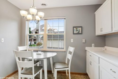 2925 Foggy Glen Dr, Valpo IN  46385-2988 exterior