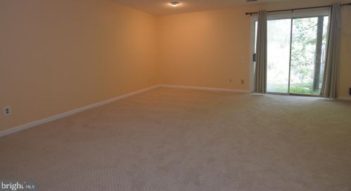 2620 Miranda Ct, Woodbridge VA  22191-5143 exterior