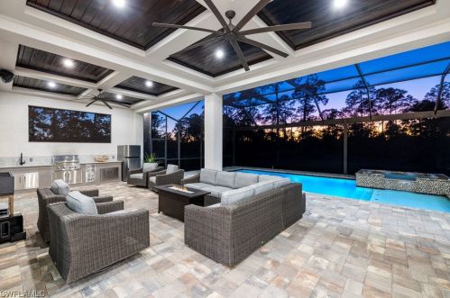 631 25th St, Naples FL  34120-1843 exterior