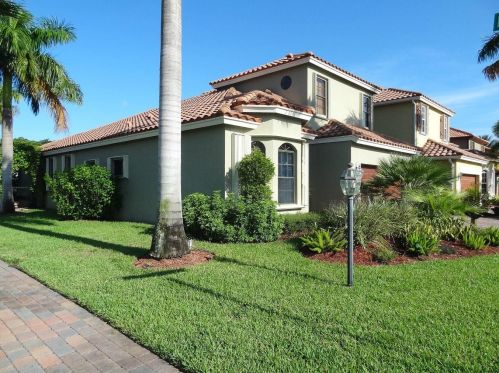 7970 Saw Palmetto Ln, Boynton Beach, FL 33436-1402