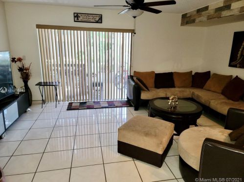 9717 23rd Ct, Hollywood, FL 33024-1435