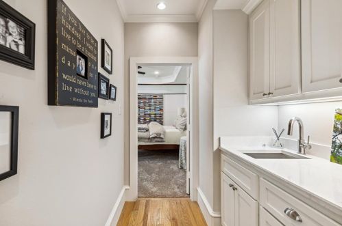 5620 Anita St, Dallas TX 75214-2709 exterior