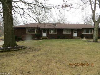 8736 Lynn Park St, Alliance, OH 44601-9747