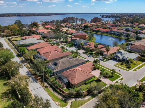 2561 Grand Lakeside Dr, Palm Harbor, FL 34684-1013