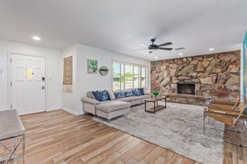 8549 Angus Dr, Scottsdale AZ  85251-5917 exterior