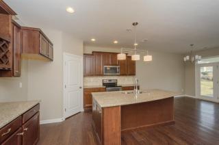 2467 Ormond Dr, Hamilton, KY 41091-8744