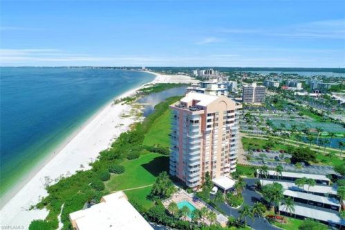 7390 Estero Blvd, Fort Myers Beach FL  33931-4700 exterior