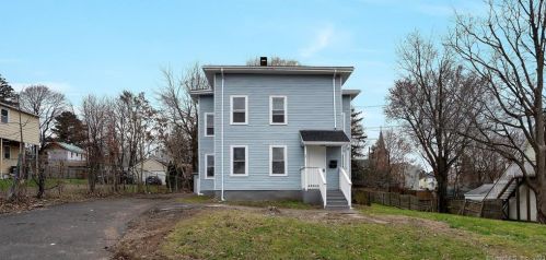 77 Chestnut St, Middletown CT  06457-3801 exterior