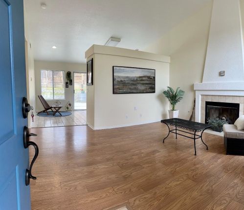 2310 Paradise Ct, Hollister CA  95023-8035 exterior