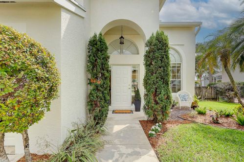 6033 Terra Rosa Cir, Boynton Beach, FL 33472-5160