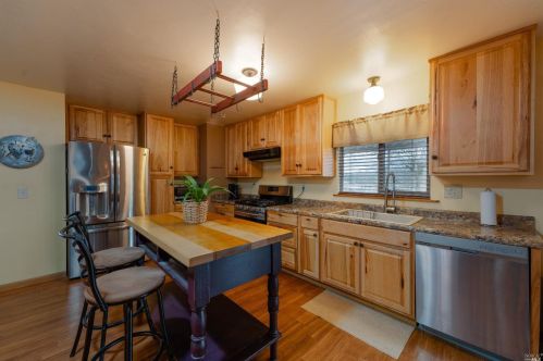 1481 Hill Rd, Willits CA  95490-9723 exterior