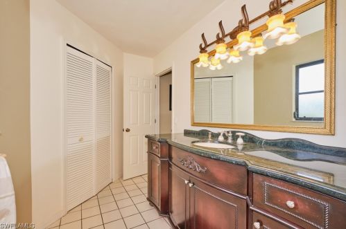 1429 23rd Ter, Cape Coral FL  33909-4402 exterior