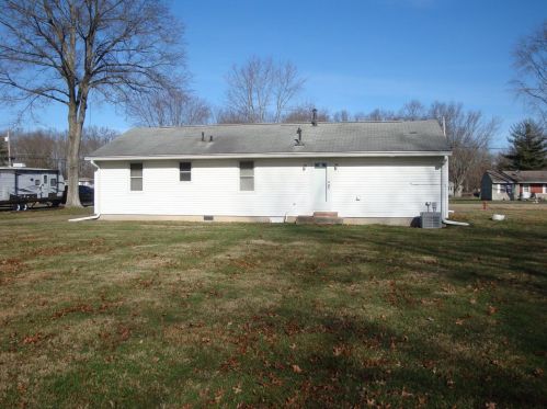 1453 Emerson Ln, Milford, OH 45150-2422