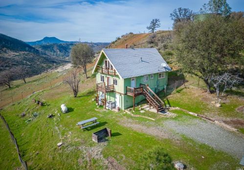 2491 Harness Dr, Pope Valley, CA 94567-9401