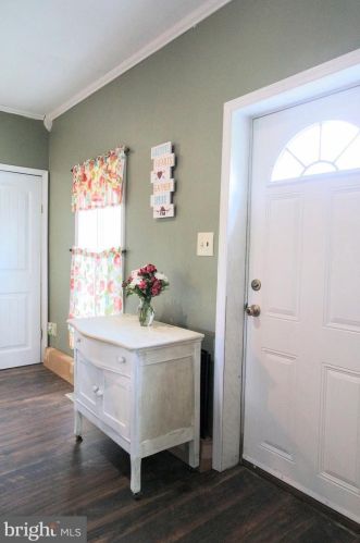 465 Readus Rd, Edinburg VA  22824-2917 exterior