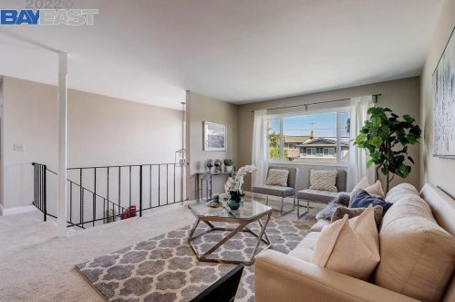 16651 Kildare Rd, San Leandro CA  94578-1215 exterior