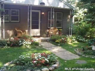 59 Old Minnewaska Trl, Kerhonkson, NY 12446-3513