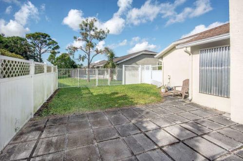 4010 10th St, Delray Beach FL  33445-1929 exterior