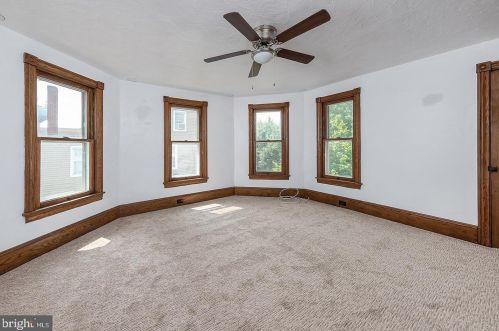 10 Bowen Ave, Pilesgrove NJ  08098-1404 exterior