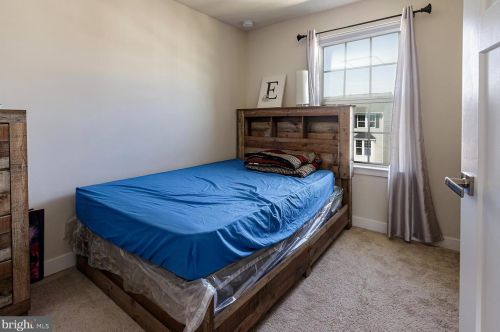 119 Nathan Dr, Riverton NJ  08077 exterior