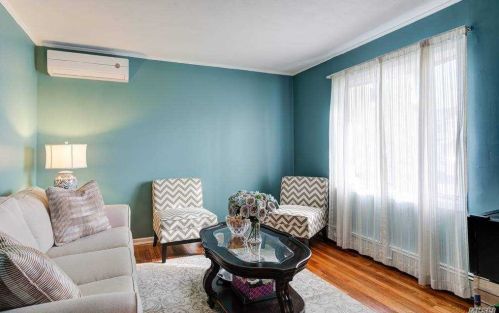 3435 Clifton Blvd, North Wantagh, NY 11793-3620