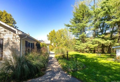 169 Lime Ridge Rd, Poughquag NY  12570-5449 exterior