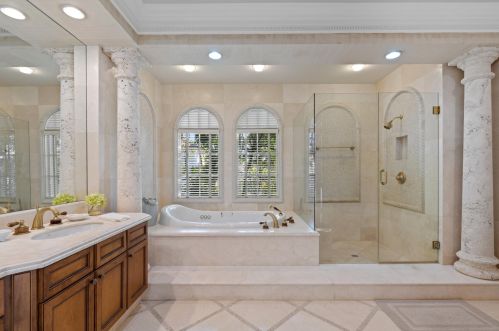 314 Chilean Ave, Palm Beach FL  33480-4697 exterior