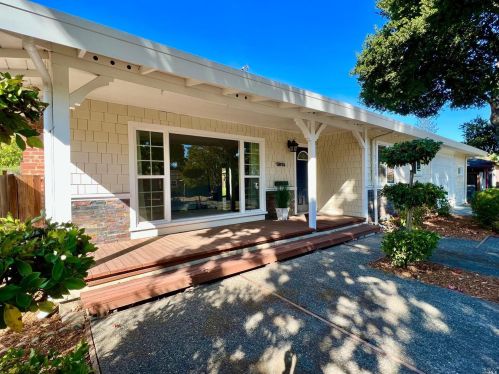 3205 Magowan Dr, Santa Rosa, CA 95405-5115
