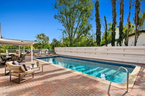 4429 Petit Ave, Van Nuys CA  91436-3211 exterior