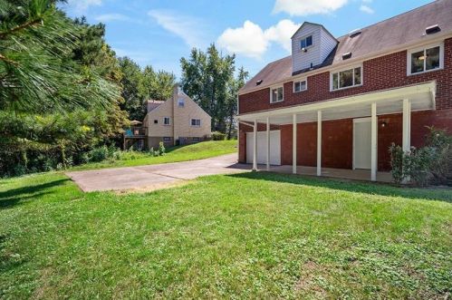 7816 Mark Dr, Verona, PA 15147-1543