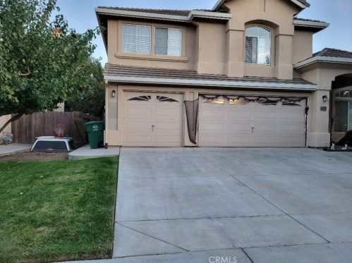 1009 Garden St, Los Banos, CA 93635-4562